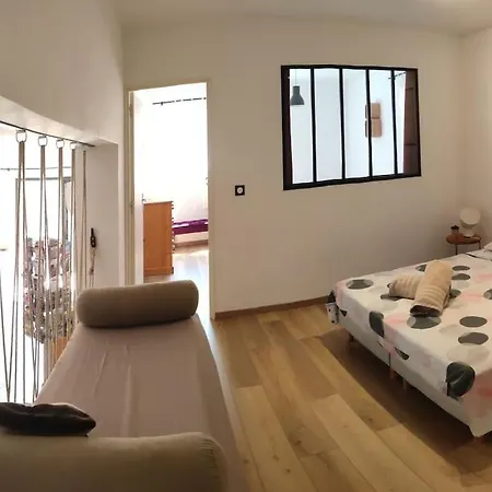 Appartamento Collioure, Type Loft De 80m2 Avec Clim, Terrasse Et Parking Devant L'appartement.